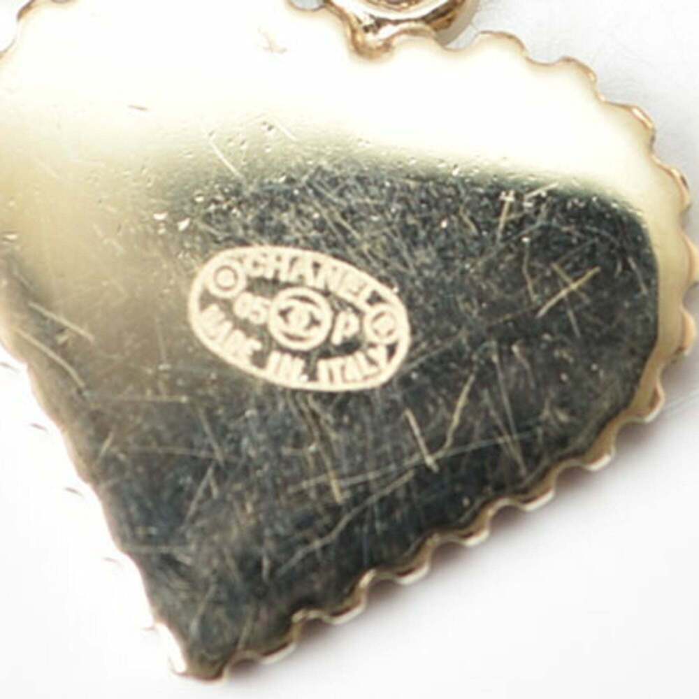 CHANEL Pink Heart Earrings - Picture 6 of 6